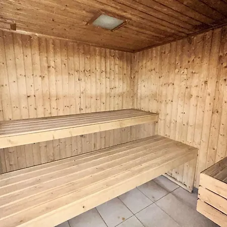 3 Pieces - 6 Pers, Piscine, Parking - Fr-1-603-118 *